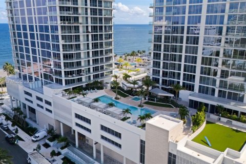 Condominio en alquiler en Fort Lauderdale, Florida, 3 dormitorios, 175.59 m2 № 2035539 - foto 27