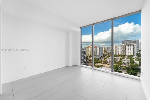 Condominio en alquiler en Fort Lauderdale, Florida, 3 dormitorios, 175.59 m2 № 2035539 - foto 12