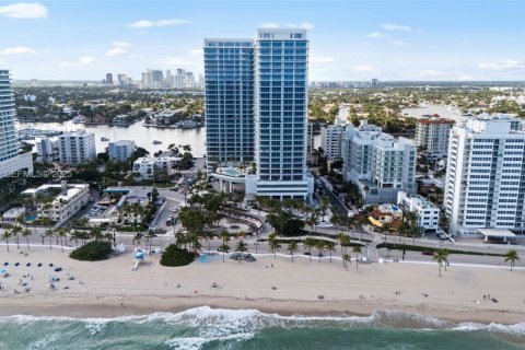 Condominio en alquiler en Fort Lauderdale, Florida, 3 dormitorios, 175.59 m2 № 2035539 - foto 29