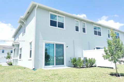 Touwnhouse à louer à Port St. Lucie, Floride: 4 chambres, 169.08 m2 № 1931939 - photo 3
