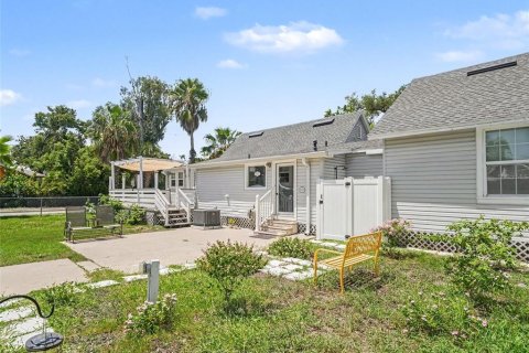 Villa ou maison à vendre à Palmetto, Floride: 3 chambres, 157.28 m2 № 2308802 - photo 30