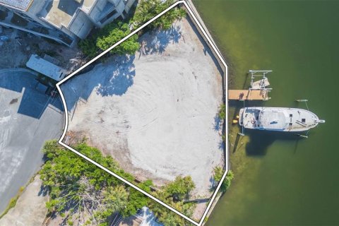 Land in Saint Pete Beach, Florida № 2109140