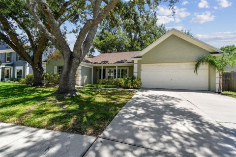 Casa en venta en Tampa, Florida, 4 dormitorios, 197.42 m2 № 1838878 - foto 2