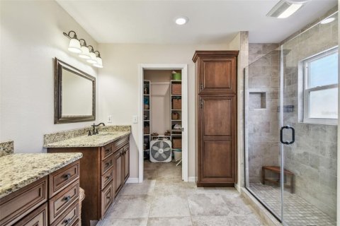Casa en venta en Tampa, Florida, 4 dormitorios, 197.42 m2 № 1838878 - foto 28