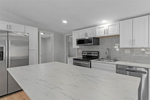 Casa en venta en Spring Hill, Florida, 4 dormitorios, 141.21 m2 № 1910598 - foto 16