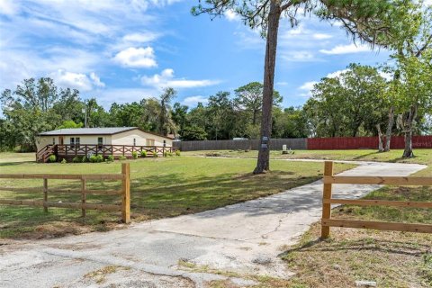 Casa en venta en Spring Hill, Florida, 4 dormitorios, 141.21 m2 № 1910598 - foto 2