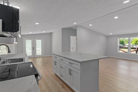 Casa en venta en Spring Hill, Florida, 4 dormitorios, 141.21 m2 № 1910598 - foto 15