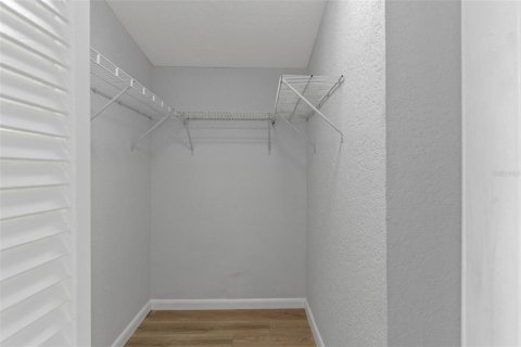 Casa en venta en Spring Hill, Florida, 4 dormitorios, 141.21 m2 № 1910598 - foto 25