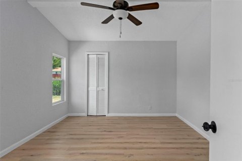 Casa en venta en Spring Hill, Florida, 4 dormitorios, 141.21 m2 № 1910598 - foto 21
