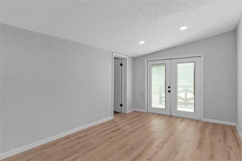 Casa en venta en Spring Hill, Florida, 4 dormitorios, 141.21 m2 № 1910598 - foto 18