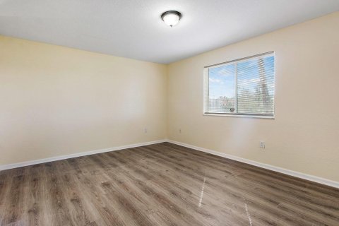 Appartement à louer à Coral Springs, Floride: 3 chambres, 501.02 m2 № 2147145 - photo 12
