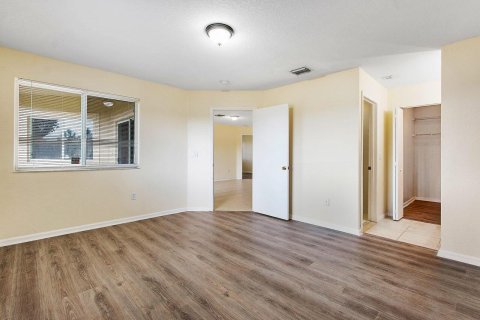 Appartement à louer à Coral Springs, Floride: 3 chambres, 501.02 m2 № 2147145 - photo 13