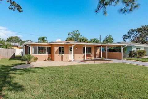 Villa ou maison à vendre à Dunedin, Floride: 3 chambres, 137.4 m2 № 1899203 - photo 1