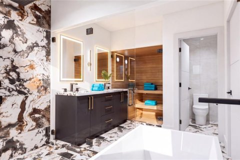 Купить таунхаус в Тампа, Флорида 8 комнат, 380.43м2, № 2121850 - фото 8