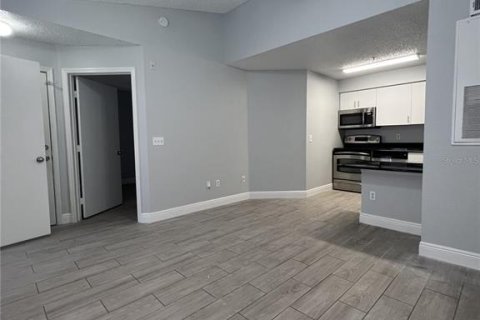 Купить кондоминиум в Киссимми, Флорида 5 комнат, 49.24м2, № 1566543 - фото 3