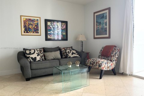 Copropriété à louer à Miami, Floride: 1 chambre, 59.46 m2 № 1941744 - photo 11