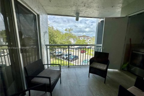 Купить кондоминиум в Катлер-Бей, Флорида 2 спальни, 103.4м2, № 1954128 - фото 29