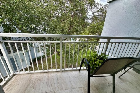 Купить кондоминиум в Катлер-Бей, Флорида 2 спальни, 103.4м2, № 1954128 - фото 28