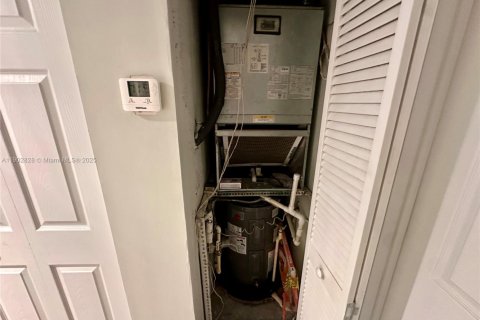 Купить кондоминиум в Катлер-Бей, Флорида 2 спальни, 103.4м2, № 1954128 - фото 18