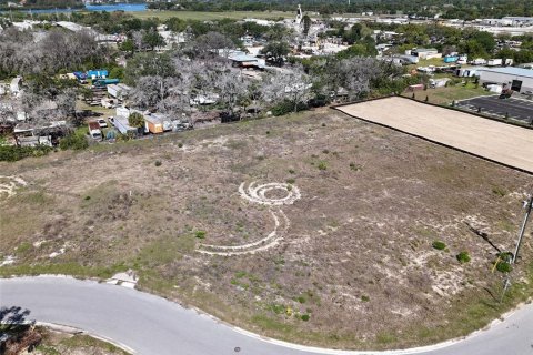 Terrain à Tarpon Springs, Floride № 2227407