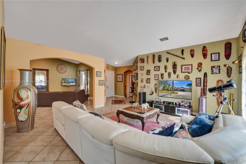 Casa en venta en Miramar, Florida, 4 dormitorios, 255.39 m2 № 1756739 - foto 26