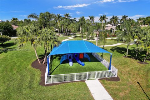 Casa en venta en Miramar, Florida, 4 dormitorios, 255.39 m2 № 1756739 - foto 10