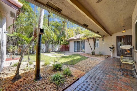 Casa en venta en Miramar, Florida, 4 dormitorios, 255.39 m2 № 1756739 - foto 15