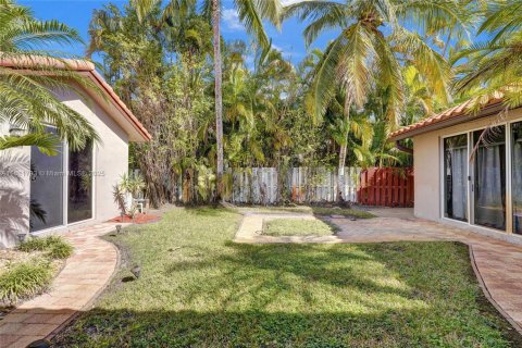 Casa en venta en Miramar, Florida, 4 dormitorios, 255.39 m2 № 1756739 - foto 16