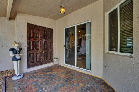 Casa en venta en Miramar, Florida, 4 dormitorios, 255.39 m2 № 1756739 - foto 20