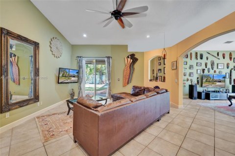 Casa en venta en Miramar, Florida, 4 dormitorios, 255.39 m2 № 1756739 - foto 29
