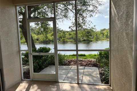 Condominio en alquiler en Sarasota, Florida, 2 dormitorios, 99.22 m2 № 1629067 - foto 6