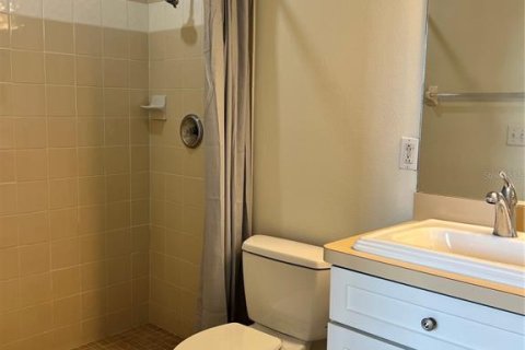 Condominio en alquiler en Sarasota, Florida, 2 dormitorios, 99.22 m2 № 1629067 - foto 13