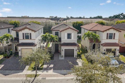 Casa en venta en Homestead, Florida, 4 dormitorios, 164.25 m2 № 1998406 - foto 8