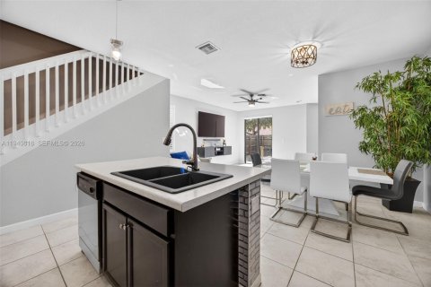 Casa en venta en Homestead, Florida, 4 dormitorios, 164.25 m2 № 1998406 - foto 21