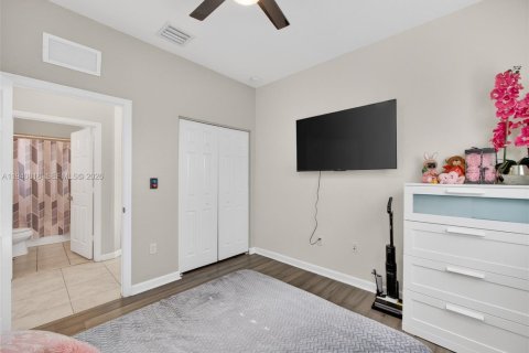 Casa en venta en Homestead, Florida, 4 dormitorios, 164.25 m2 № 1998406 - foto 26