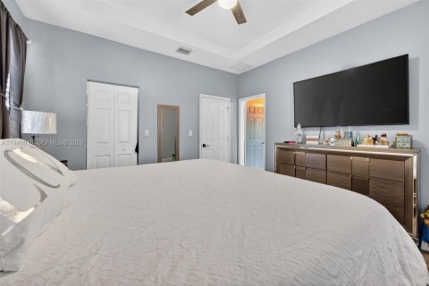 Casa en venta en Homestead, Florida, 4 dormitorios, 164.25 m2 № 1998406 - foto 29