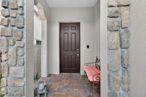 Casa en venta en Homestead, Florida, 4 dormitorios, 164.25 m2 № 1998406 - foto 11