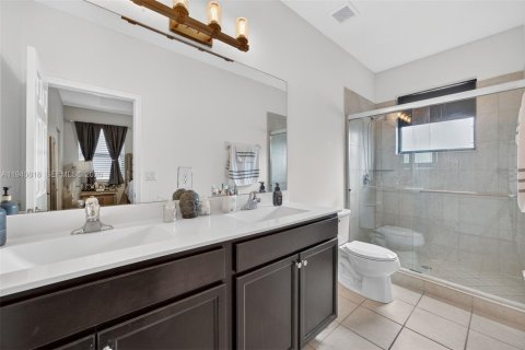 Casa en venta en Homestead, Florida, 4 dormitorios, 164.25 m2 № 1998406 - foto 6