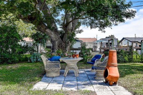 Casa en venta en Pinellas Park, Florida, 2 dormitorios, 104.52 m2 № 1906563 - foto 18