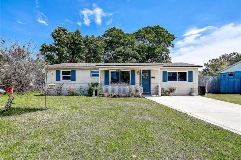 Casa en venta en Pinellas Park, Florida, 2 dormitorios, 104.52 m2 № 1906563 - foto 2