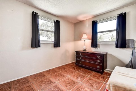 Casa en venta en Pinellas Park, Florida, 2 dormitorios, 104.52 m2 № 1906563 - foto 14