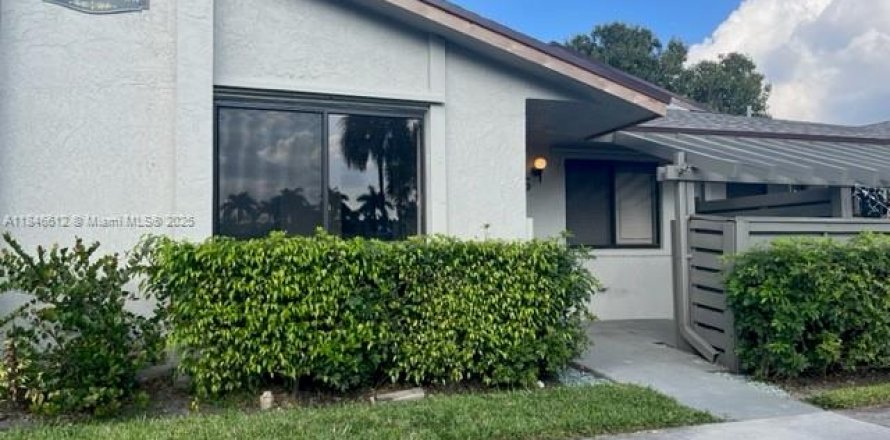 Condo in Weston, Florida, 2 bedrooms  № 1845967