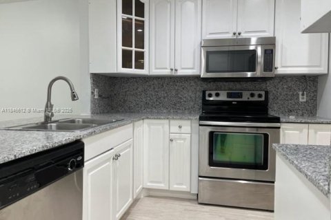 Condo in Weston, Florida, 2 bedrooms  № 1845967 - photo 7