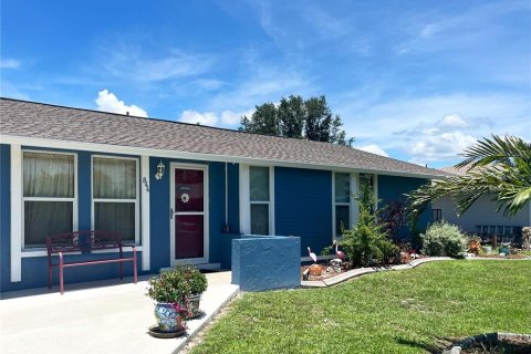 Villa ou maison à vendre à Port Charlotte, Floride: 3 chambres, 103.86 m2 № 1882745 - photo 3