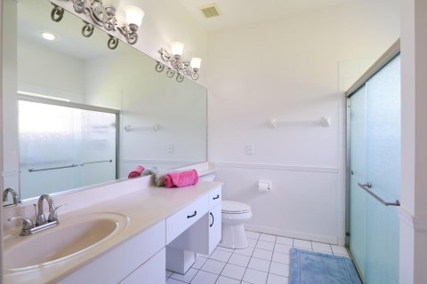 House in Port St. Lucie, Florida 2 bedrooms, 155.43 sq.m. № 2316895 - photo 13