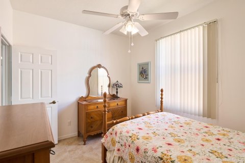 House in Port St. Lucie, Florida 2 bedrooms, 155.43 sq.m. № 2316895 - photo 15