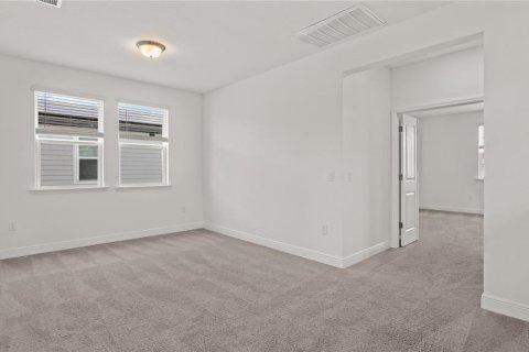 House in Winter Garden, Florida 3 bedrooms, 164.44 sq.m. № 2210739 - photo 14