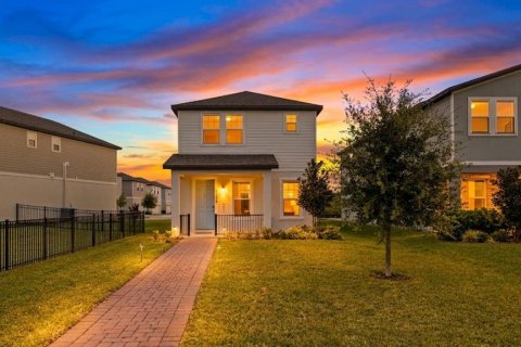 House in Winter Garden, Florida 3 bedrooms, 164.44 sq.m. № 2210739 - photo 5