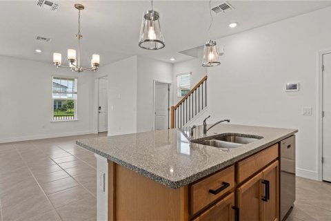 House in Winter Garden, Florida 3 bedrooms, 164.44 sq.m. № 2210739 - photo 25
