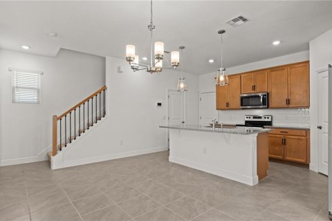 House in Winter Garden, Florida 3 bedrooms, 164.44 sq.m. № 2210739 - photo 19